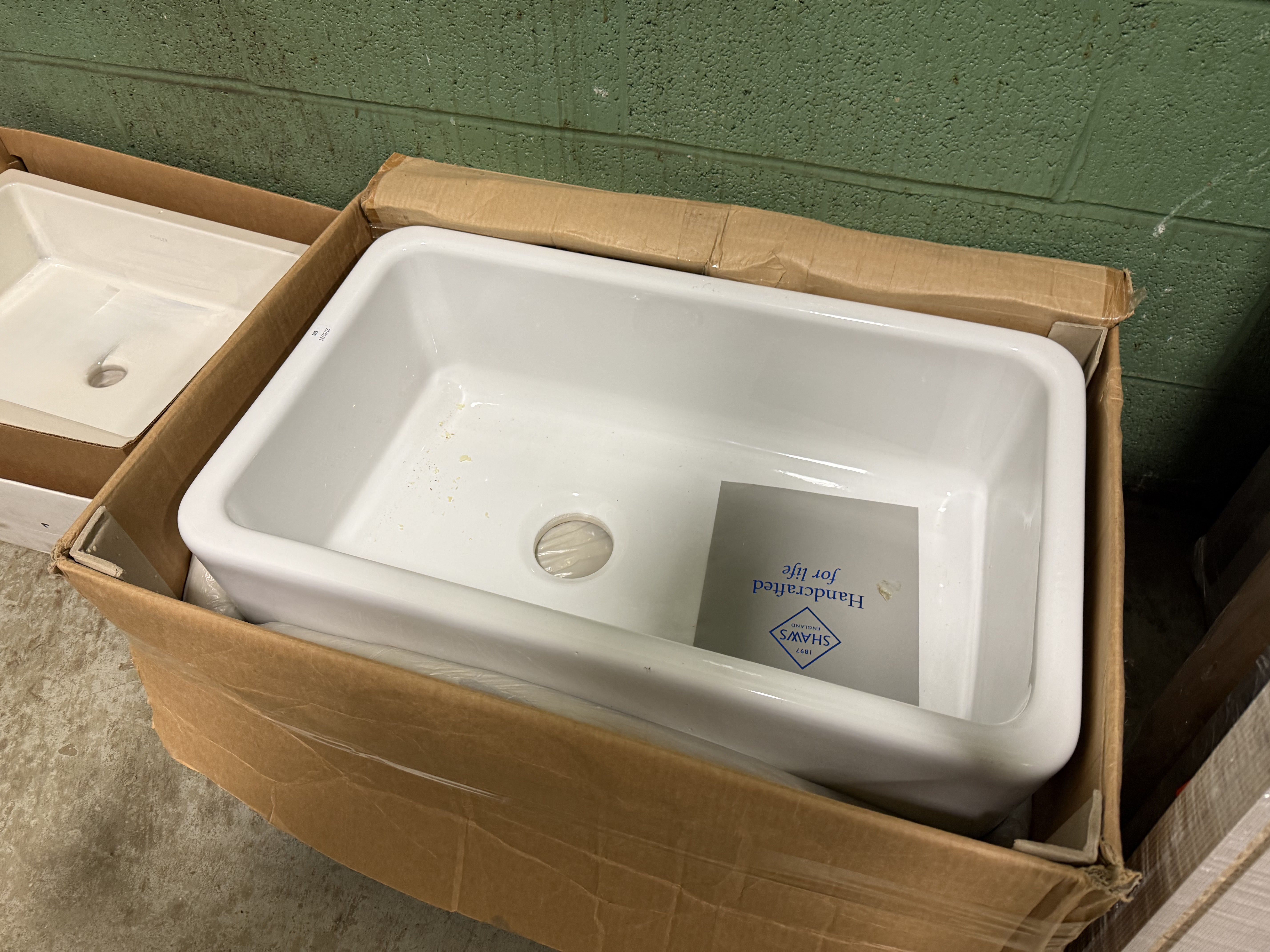 Shaws Lancaster 30" White Single Basin Farmhouse Apron Front Fireclay Kitchen Sink