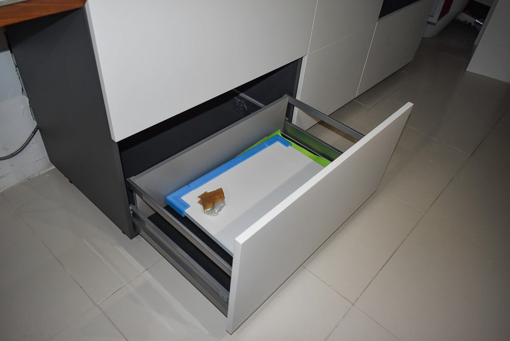 Valcucine Modern Glossy White Kitchen with Marble Countertops