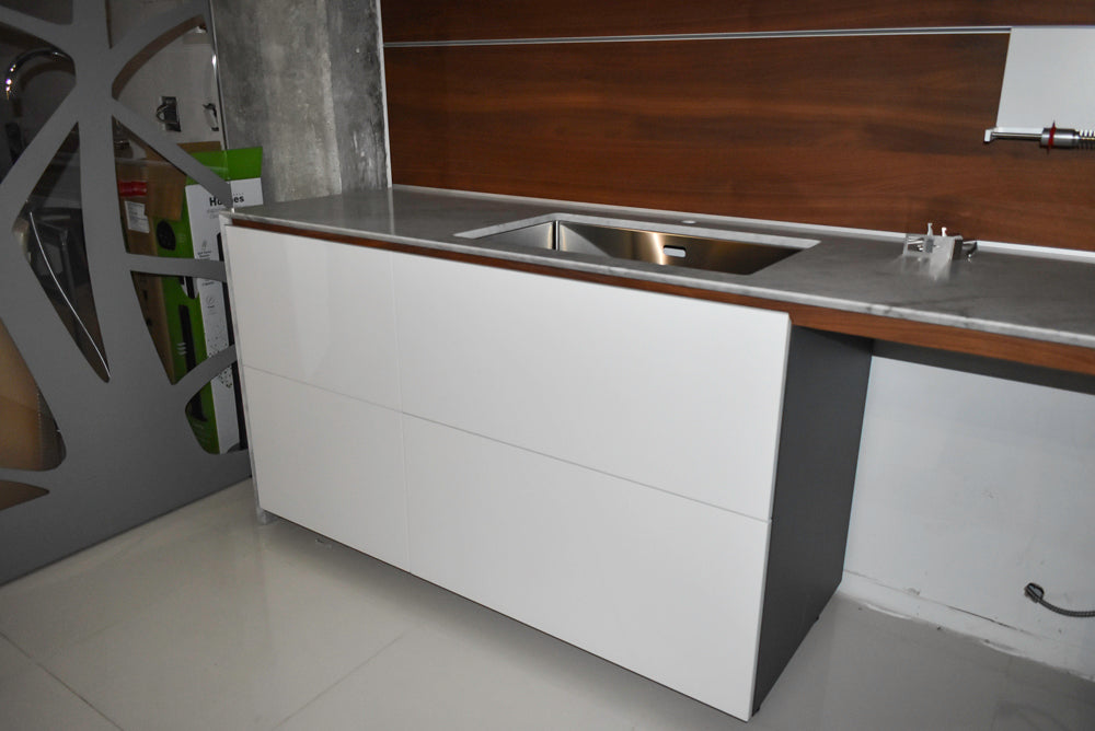 Valcucine Modern Glossy White Kitchen with Marble Countertops
