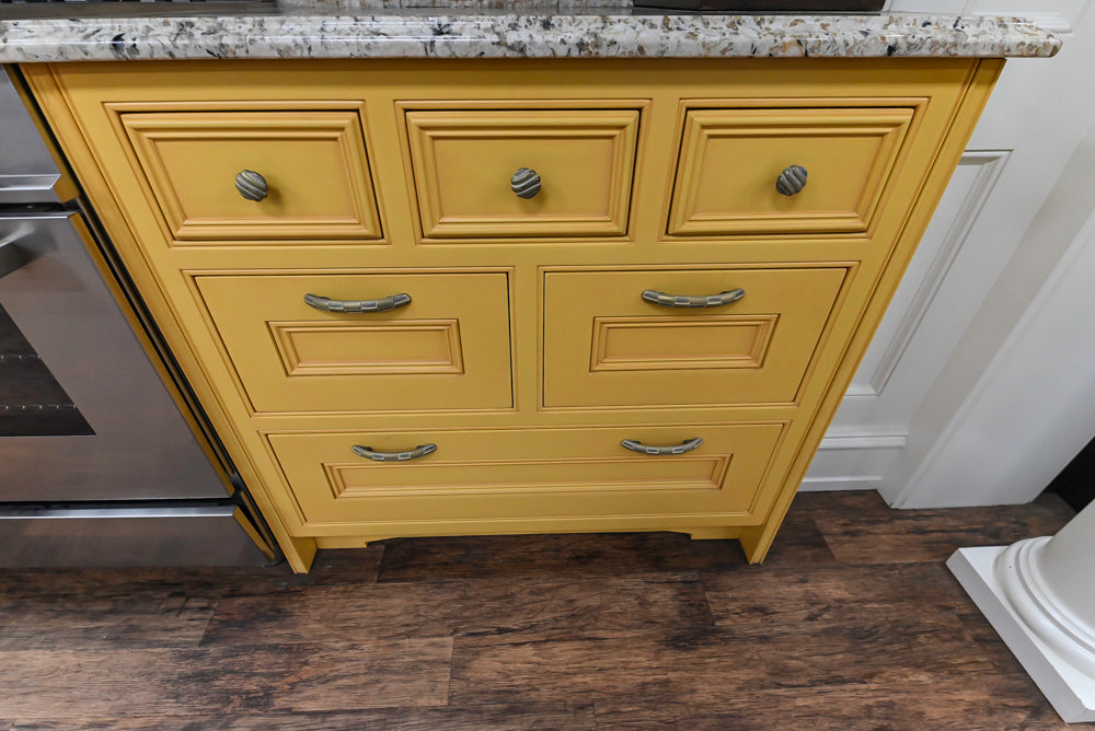 Downsview Traditional Yellow Kitchenette with Granite Countertops **EXCLUDED Bertazzoni Range