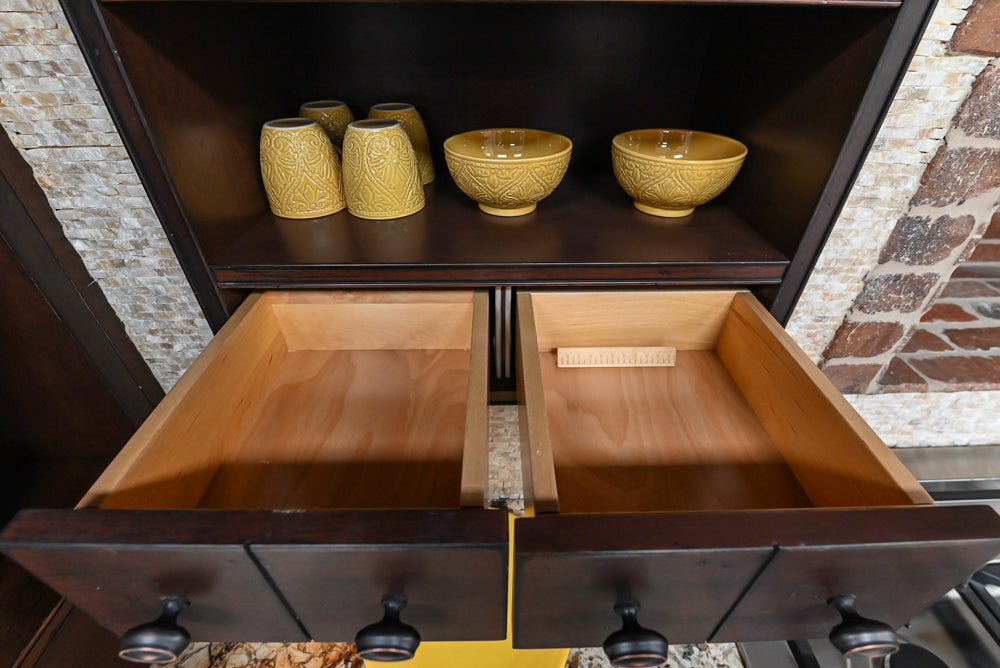 Downsview Traditional Yellow Kitchenette with Granite Countertops **EXCLUDED Bertazzoni Range