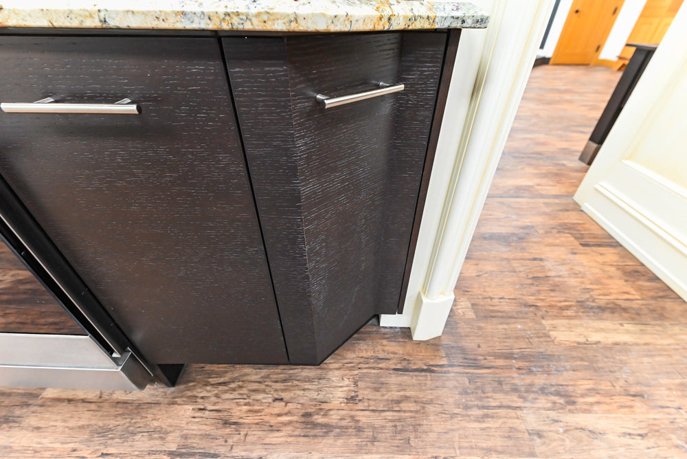 Downsview Modern Dark Brown Cooking Corner with Granite Countertops and Viking Range