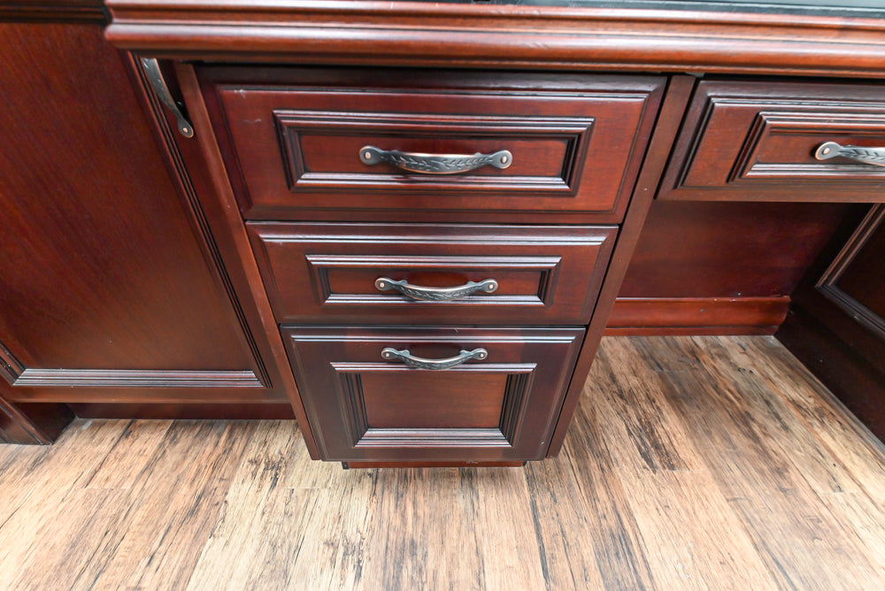 Downsview Traditional Classic Brown Library Display with Fireplace