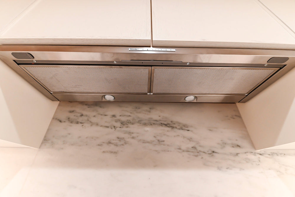 Smallbone Transitional White Oak Kitchen with Marble Countertops & Miele Appliances