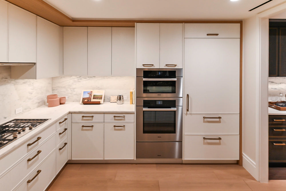 Smallbone Transitional White Oak Kitchen with Marble Countertops & Miele Appliances