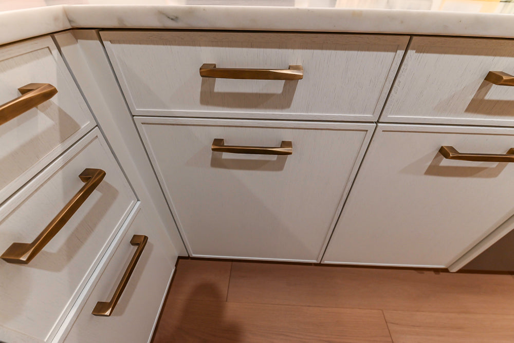 Smallbone Transitional White Oak Kitchen with Marble Countertops & Miele Appliances
