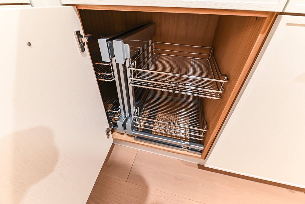 Smallbone Transitional White Oak Kitchen with Marble Countertops & Miele Appliances
