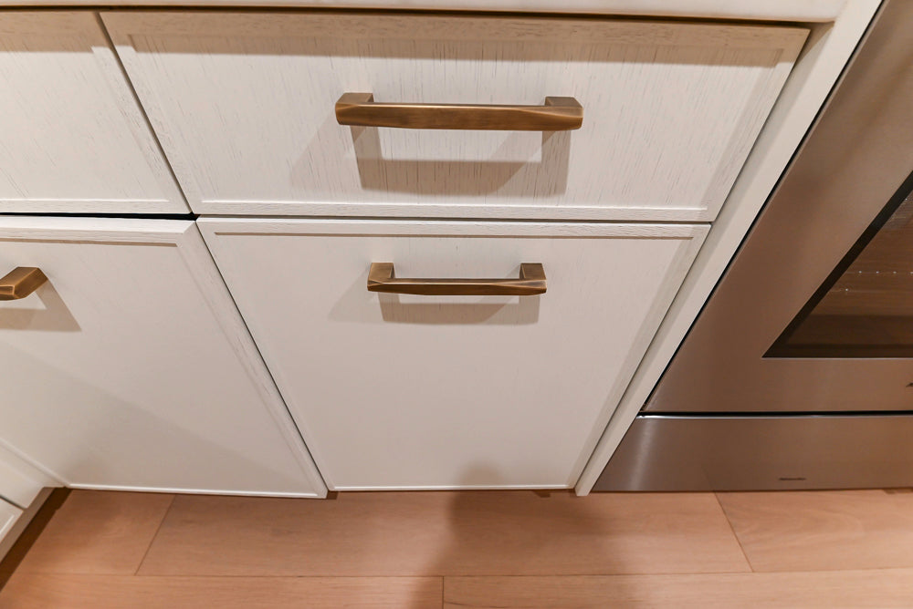 Smallbone Transitional White Oak Kitchen with Marble Countertops & Miele Appliances