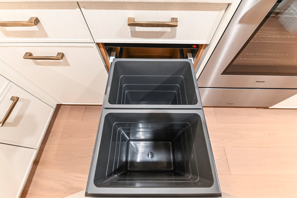 Smallbone Transitional White Oak Kitchen with Marble Countertops & Miele Appliances