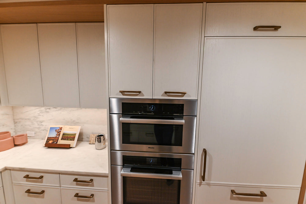 Smallbone Transitional White Oak Kitchen with Marble Countertops & Miele Appliances