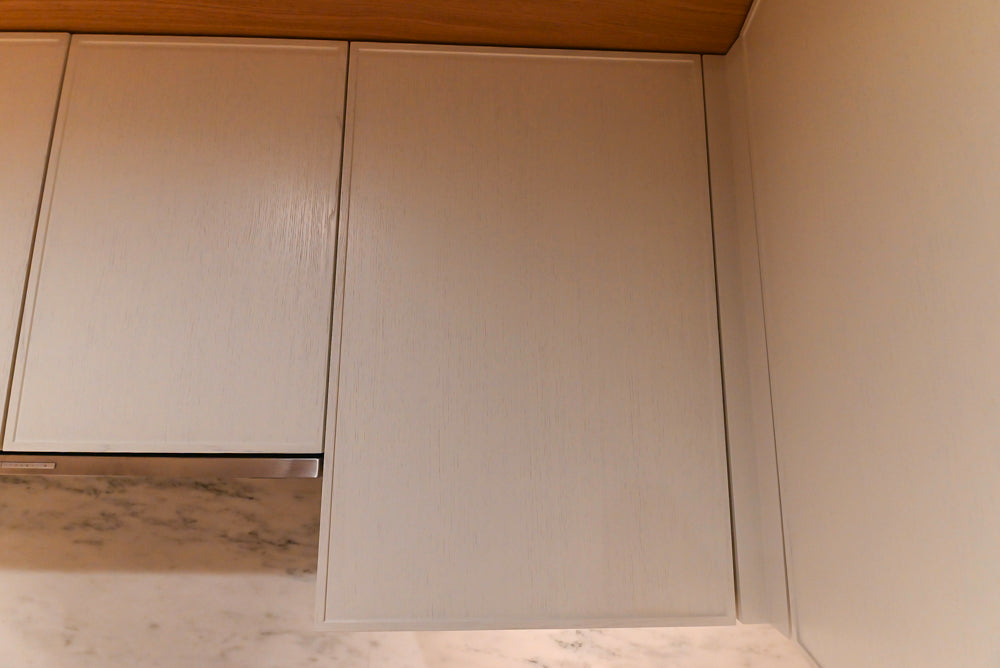 Smallbone Transitional White Oak Kitchen with Marble Countertops & Miele Appliances