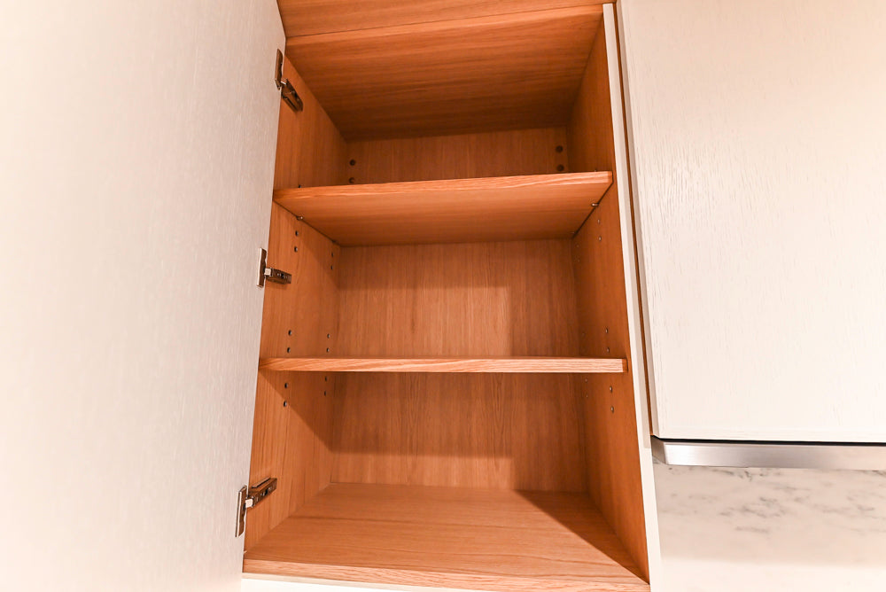 Smallbone Transitional White Oak Kitchen with Marble Countertops & Miele Appliances