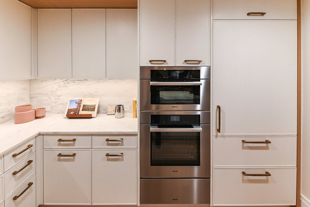 Smallbone Transitional White Oak Kitchen with Marble Countertops & Miele Appliances