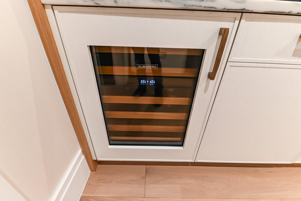 Smallbone Transitional White Oak Kitchen with Marble Countertops & Miele Appliances