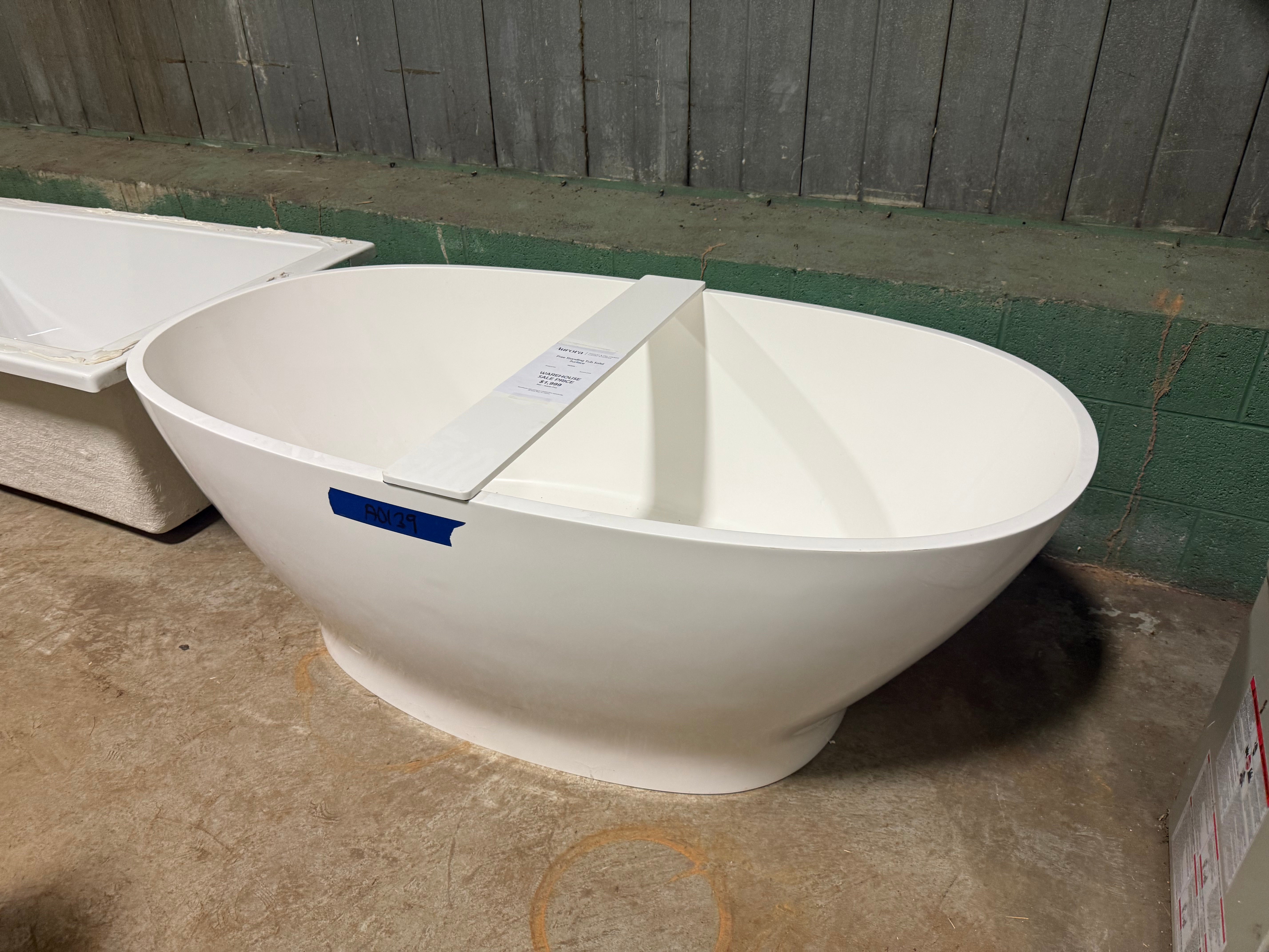 MTI Modern 66.5" White Oval Freestanding Bathtub with Caddy