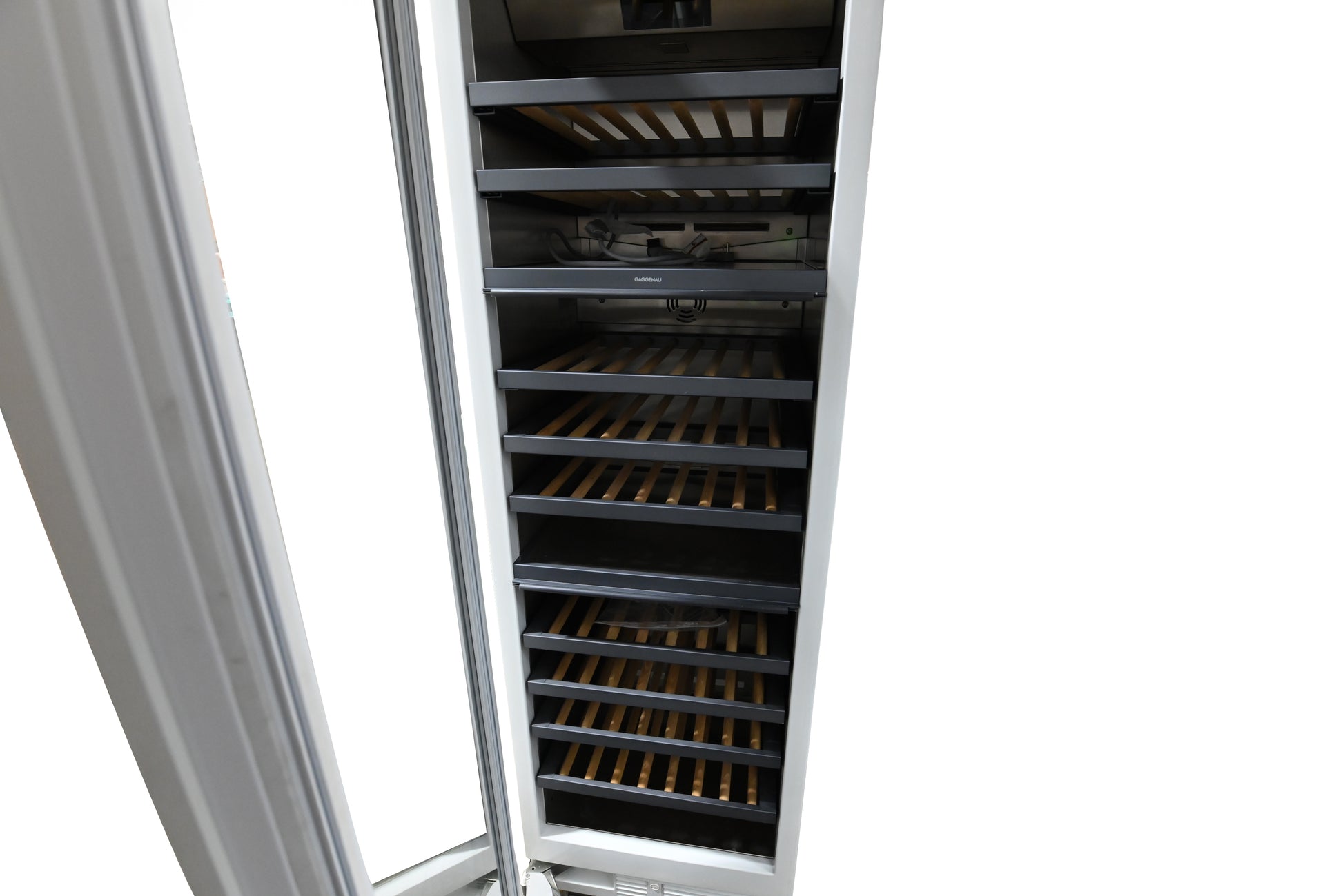 Gaggenau RW466764 24" Panel Ready Tri-Zone Tall Wine Cooler