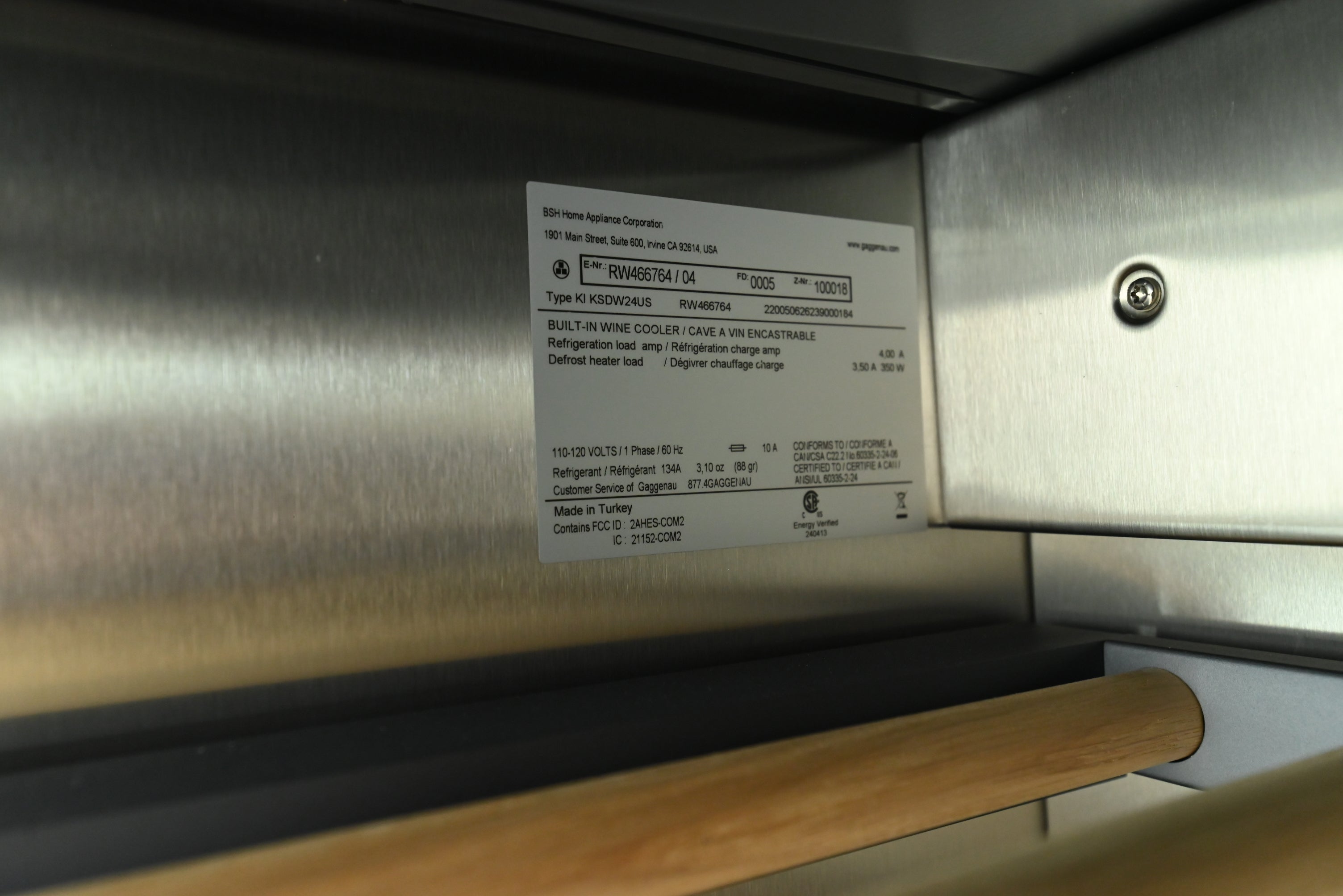 Gaggenau RW466764 24" Panel Ready Tri-Zone Tall Wine Cooler