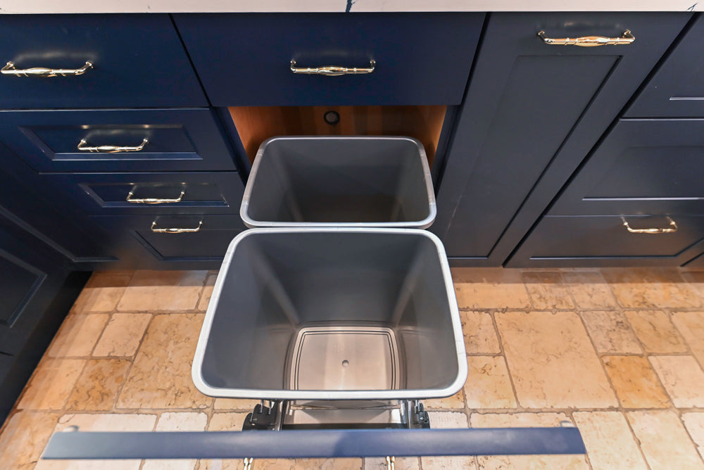 Wood-Mode "PLUS" Traditional Navy & White Kitchen