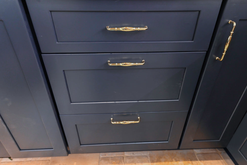 Wood-Mode "PLUS" Traditional Navy & White Kitchen