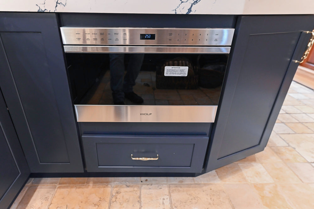 Wood-Mode "PLUS" Traditional Navy & White Kitchen