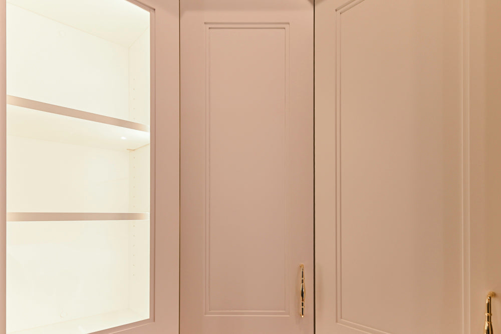 Wood-Mode "PLUS" Traditional Navy & White Kitchen