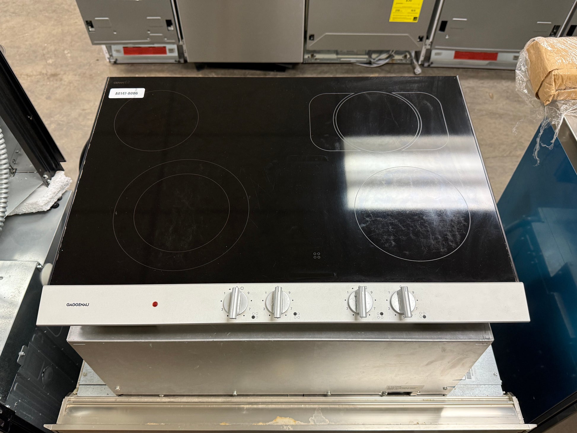 Gaggenau Vario 200 Series CK270604 27" Black Electric Cooktop