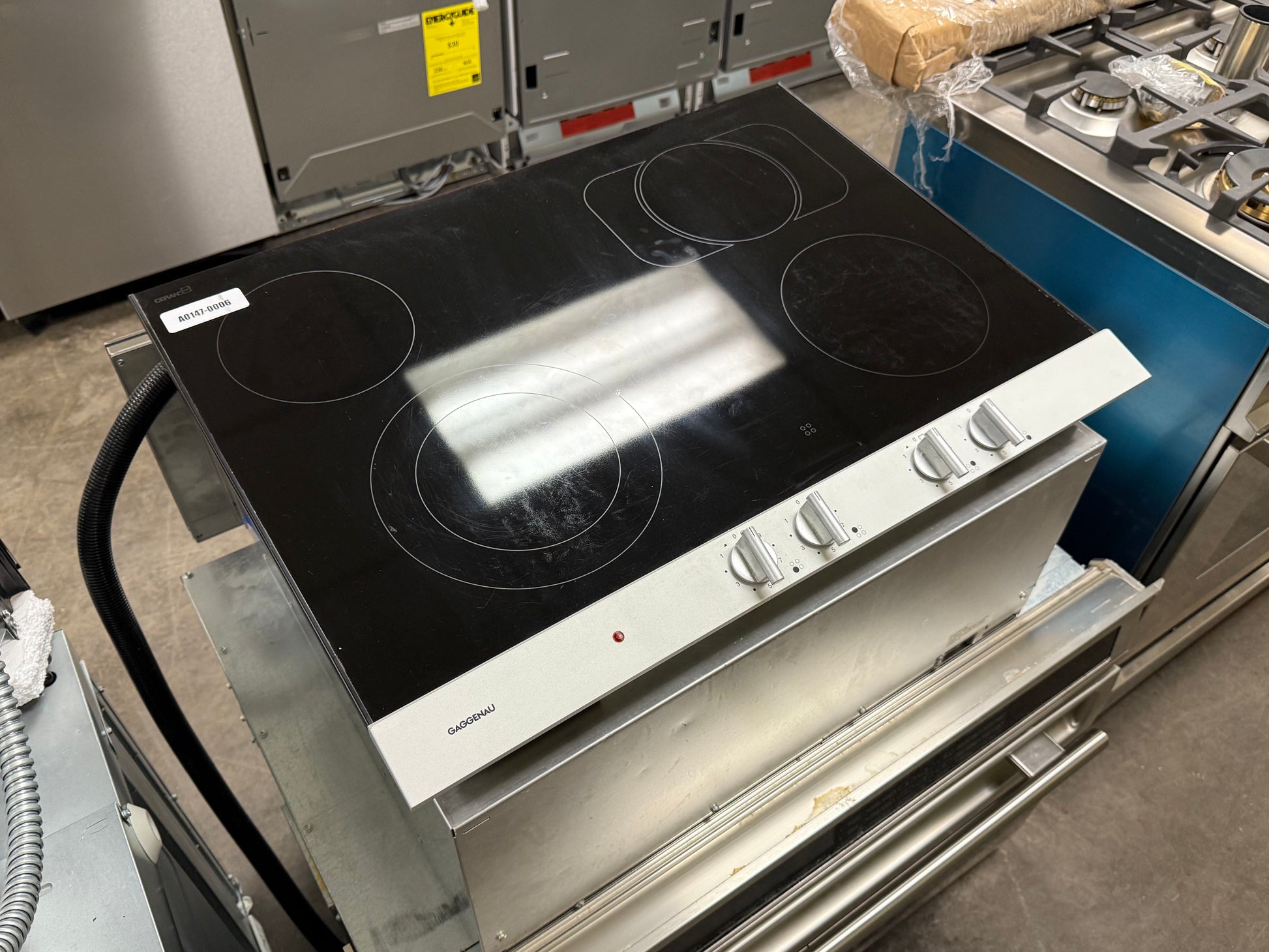 Gaggenau Vario 200 Series CK270604 27" Black Electric Cooktop