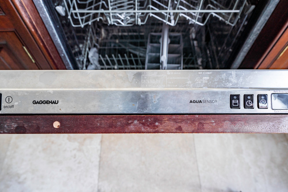 Clive Christian Regency Traditional Mahogany Kitchen with Granite Countertops