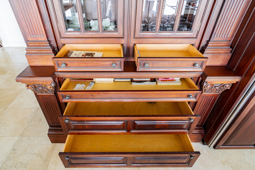 Clive Christian Regency Traditional Mahogany Kitchen with Granite Countertops