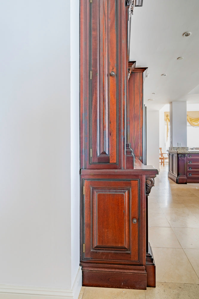 Clive Christian Regency Traditional Mahogany Kitchen with Granite Countertops