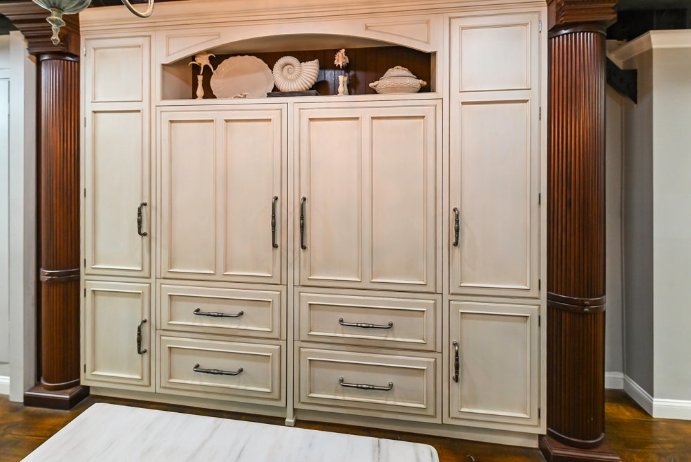 Plain & Fancy Traditional Multi-Tone Kitchen with Island and Dry Bar