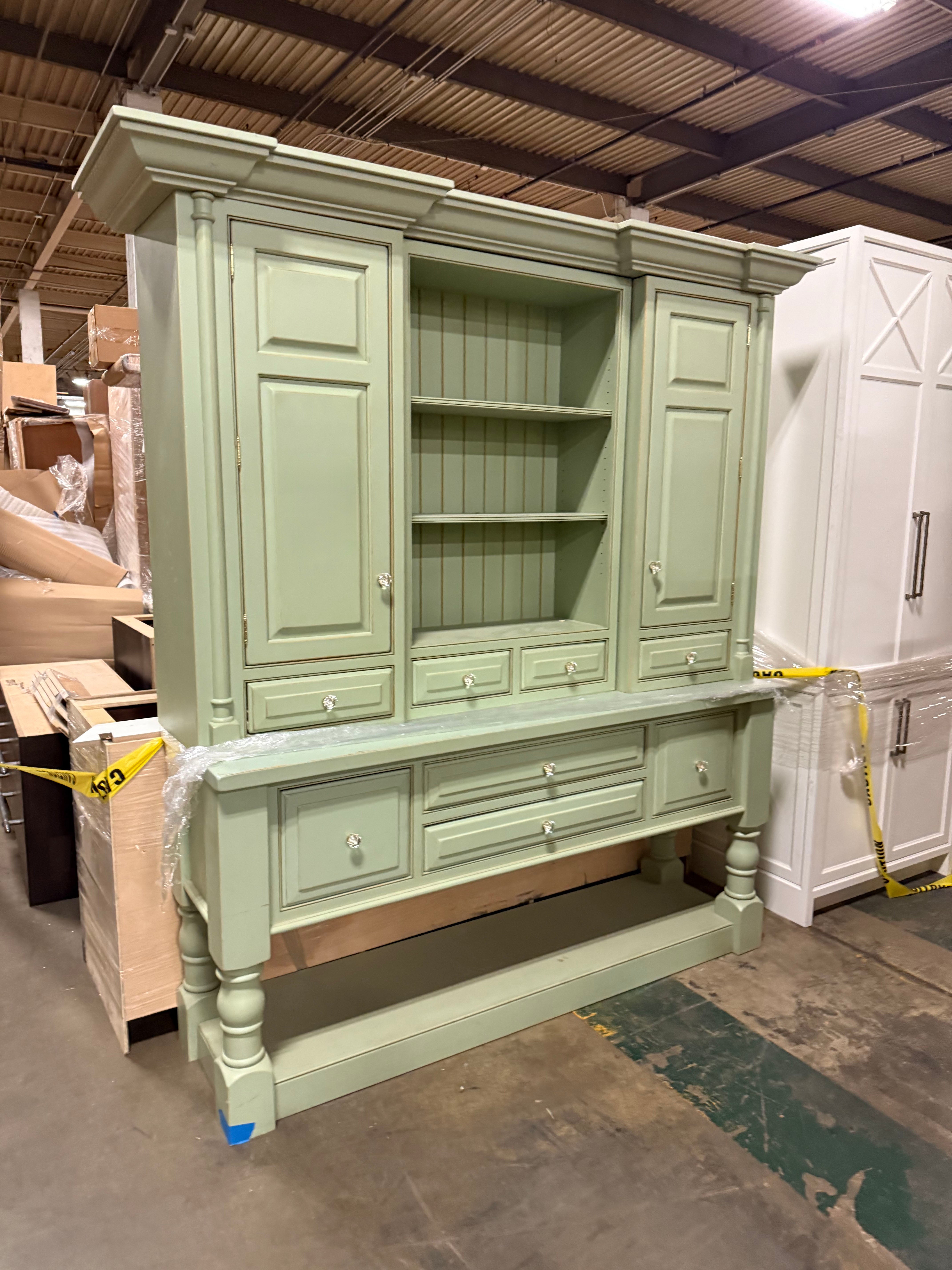 Traditional 72.5" Freestanding Wooden Green Hutch 