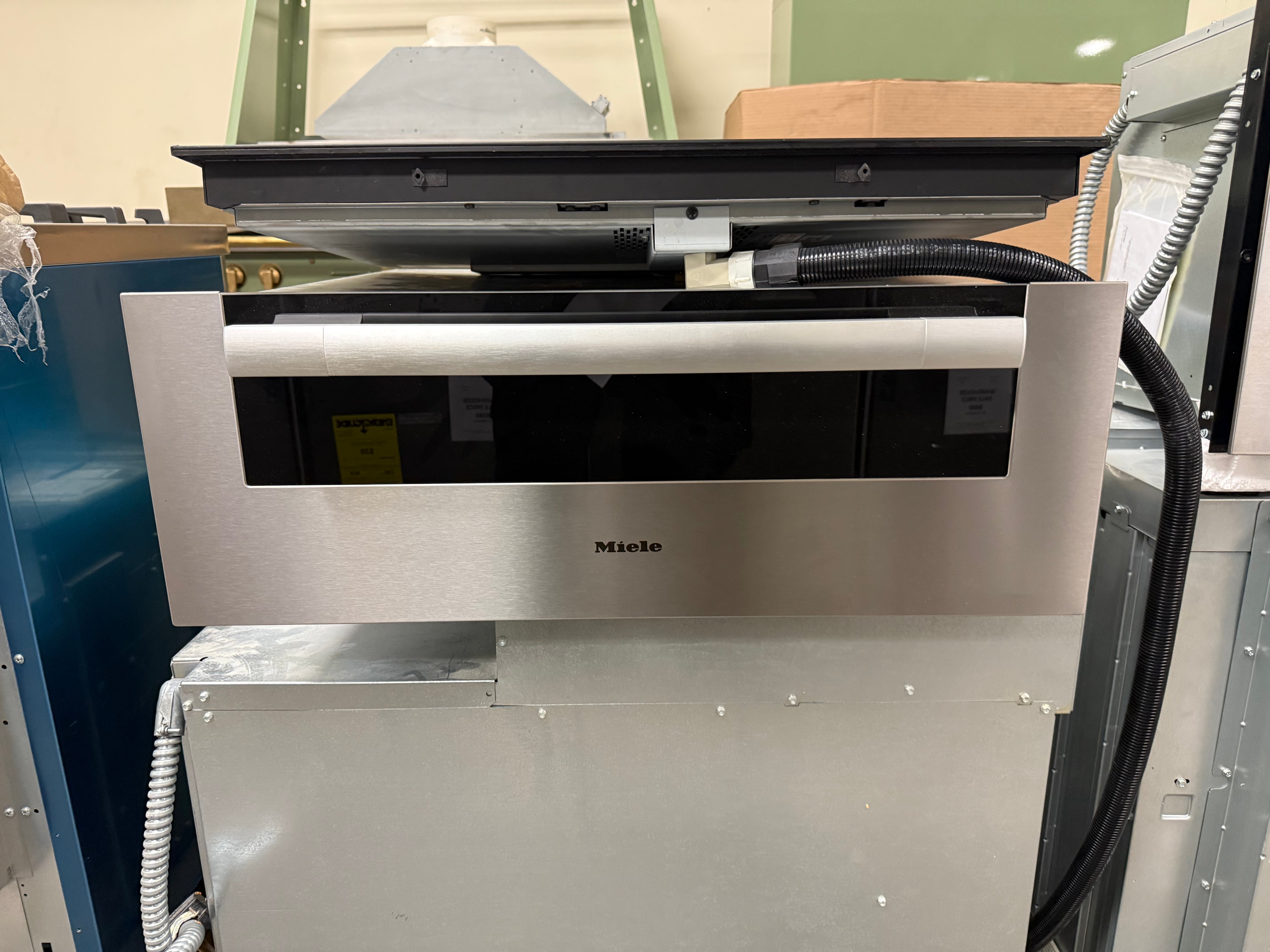 Miele ContourLine ESW6780 30" Stainless Steel Warming Drawer