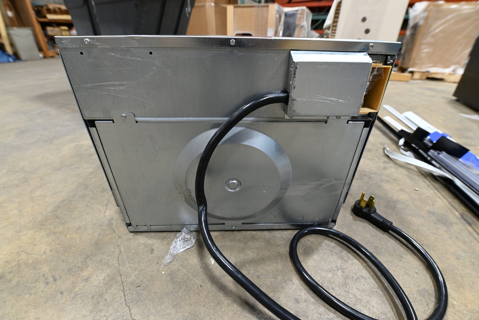 Miele H6700BM 24" Stainless Steel Electric Speed Oven