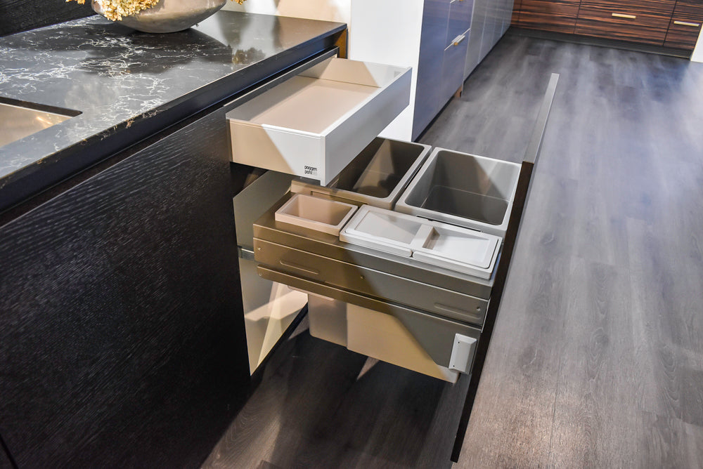 Poggenpohl Segmento Modern Black Kitchen with Miele Appliances