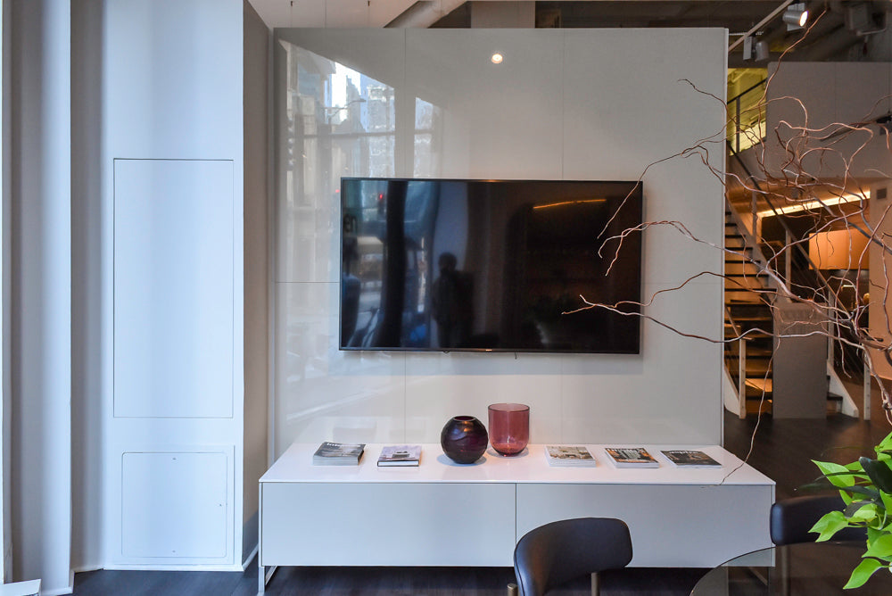 Poggenpohl Glossy White Modern Entertainment Wall with Storage