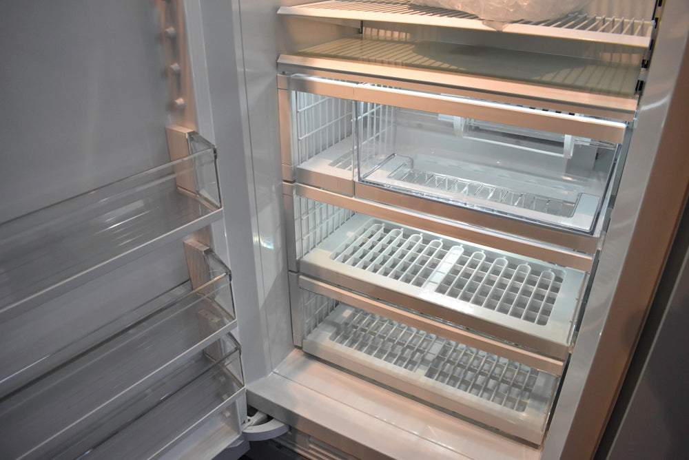 Poggenpohl KT-ML Segmento Modern Kitchen with Wolf & Sub-Zero Appliances(2021) - Estimated Removal End of April 2025