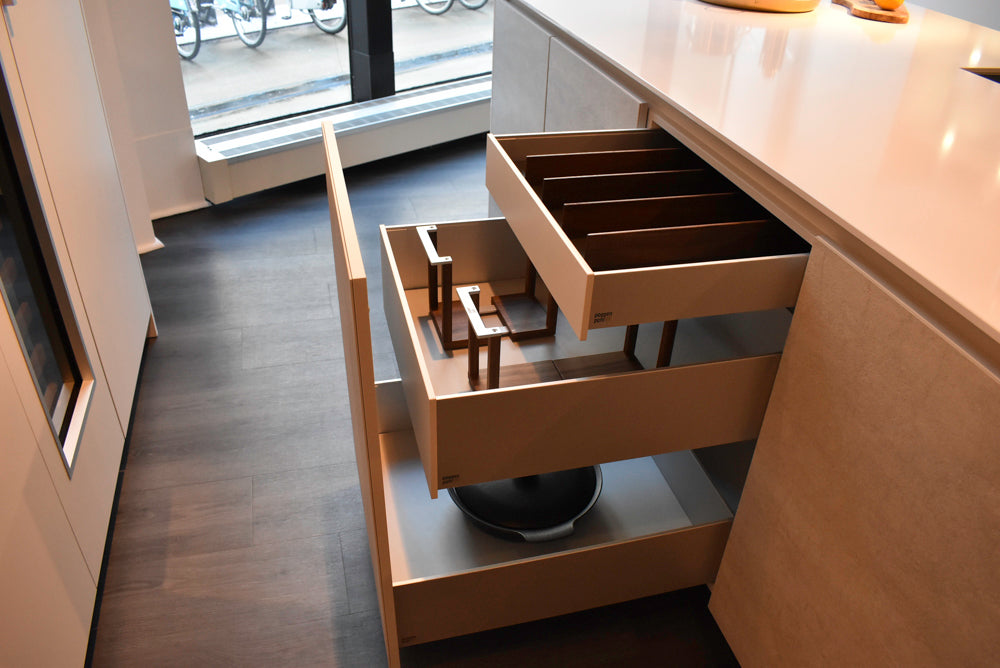 Poggenpohl KT-ML Segmento Modern Kitchen with Wolf & Sub-Zero Appliances(2021) - Estimated Removal End of April 2025