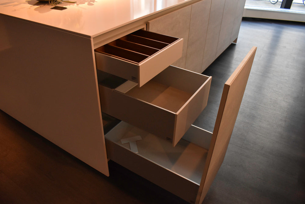 Poggenpohl KT-ML Segmento Modern Kitchen with Wolf & Sub-Zero Appliances(2021) - Estimated Removal End of April 2025