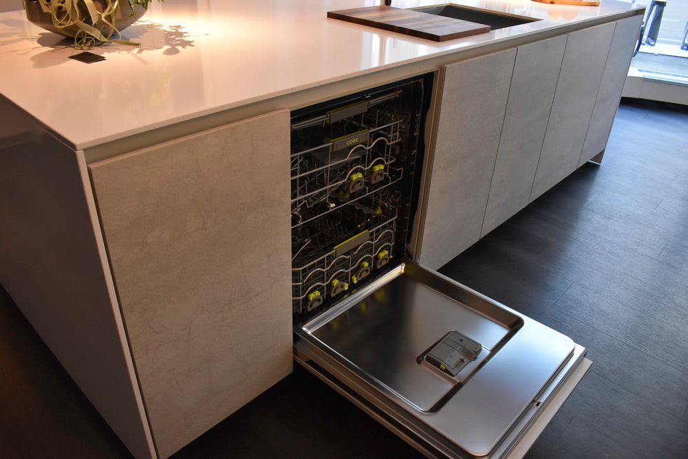 Poggenpohl KT-ML Segmento Modern Kitchen with Wolf & Sub-Zero Appliances(2021) - Estimated Removal End of April 2025