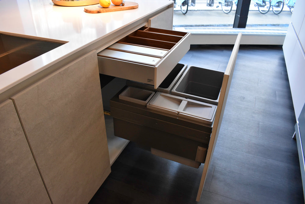 Poggenpohl KT-ML Segmento Modern Kitchen with Wolf & Sub-Zero Appliances(2021) - Estimated Removal End of April 2025