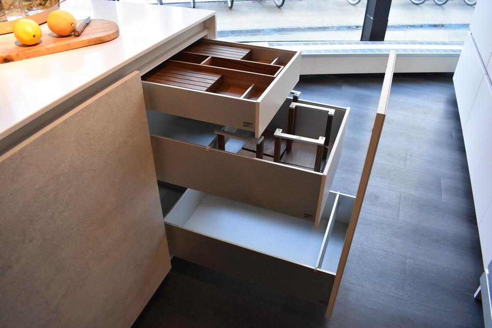 Poggenpohl KT-ML Segmento Modern Kitchen with Wolf & Sub-Zero Appliances(2021) - Estimated Removal End of April 2025