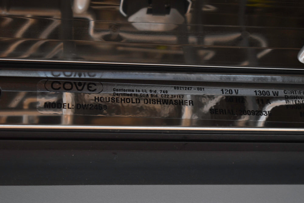 Poggenpohl Segmento Y Modern Black and White Kitchen with Wolf & Miele Appliances