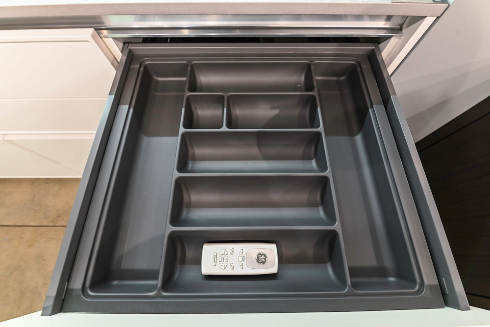 Modern White Matte & Glossy Dry Bar with Island and Dekton Countertops