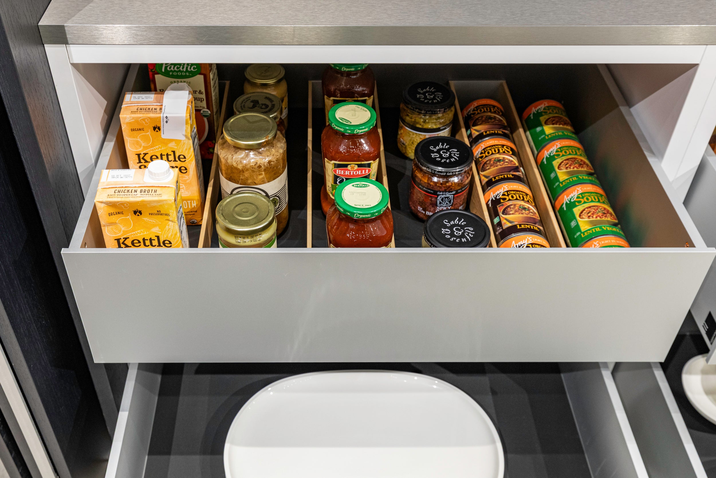 eggersmann E-Line Graphite Black Bi-Fold Pocket Door Pantry Wall