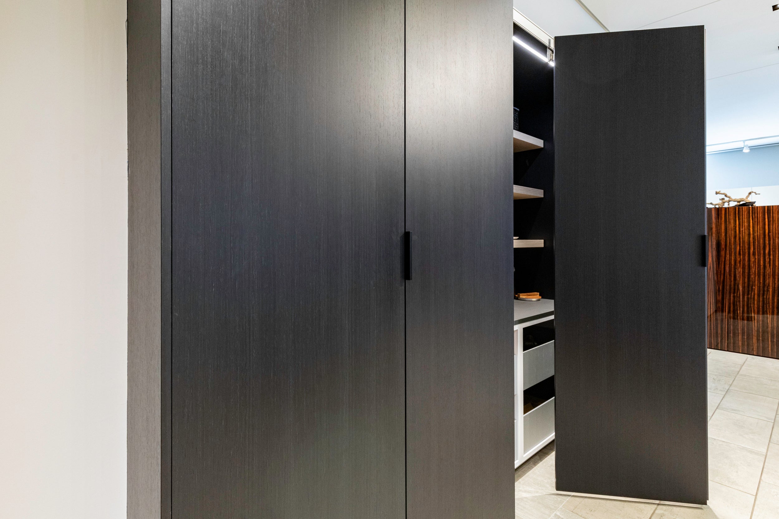 eggersmann E-Line Graphite Black Bi-Fold Pocket Door Pantry Wall