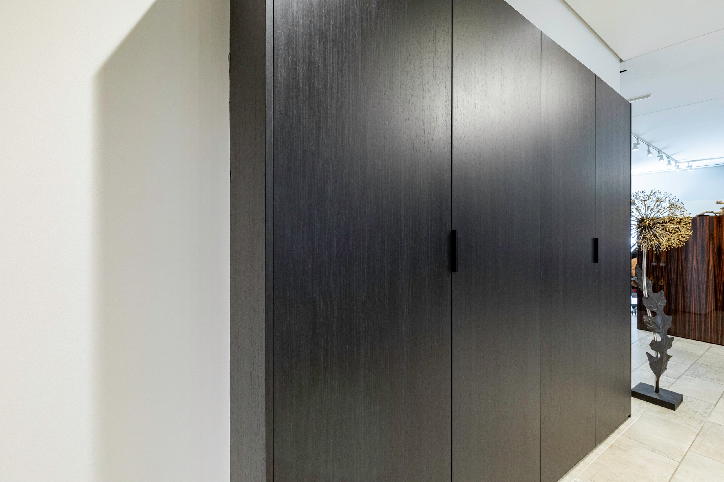 eggersmann E-Line Graphite Black Bi-Fold Pocket Door Pantry Wall