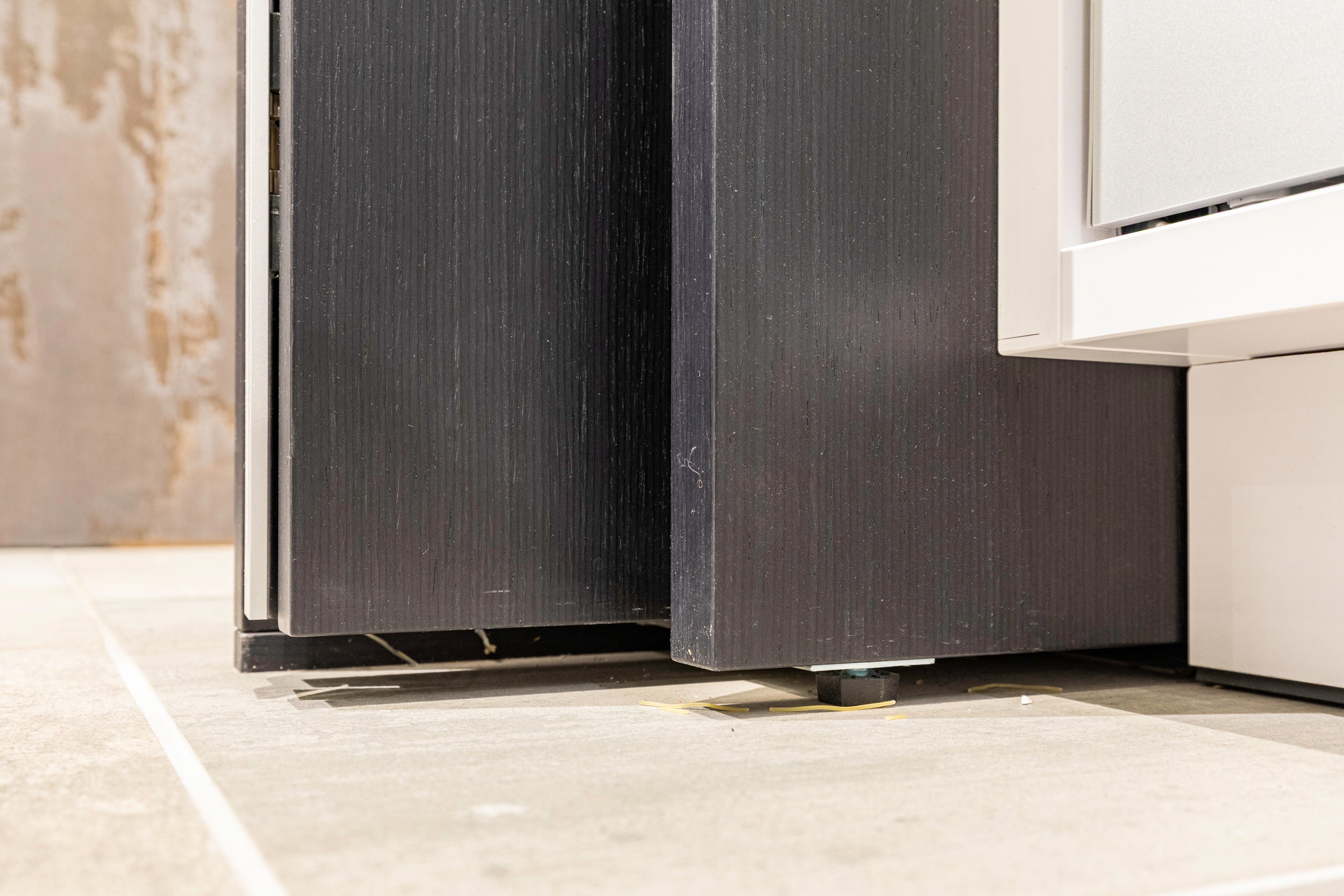 eggersmann E-Line Graphite Black Bi-Fold Pocket Door Pantry Wall