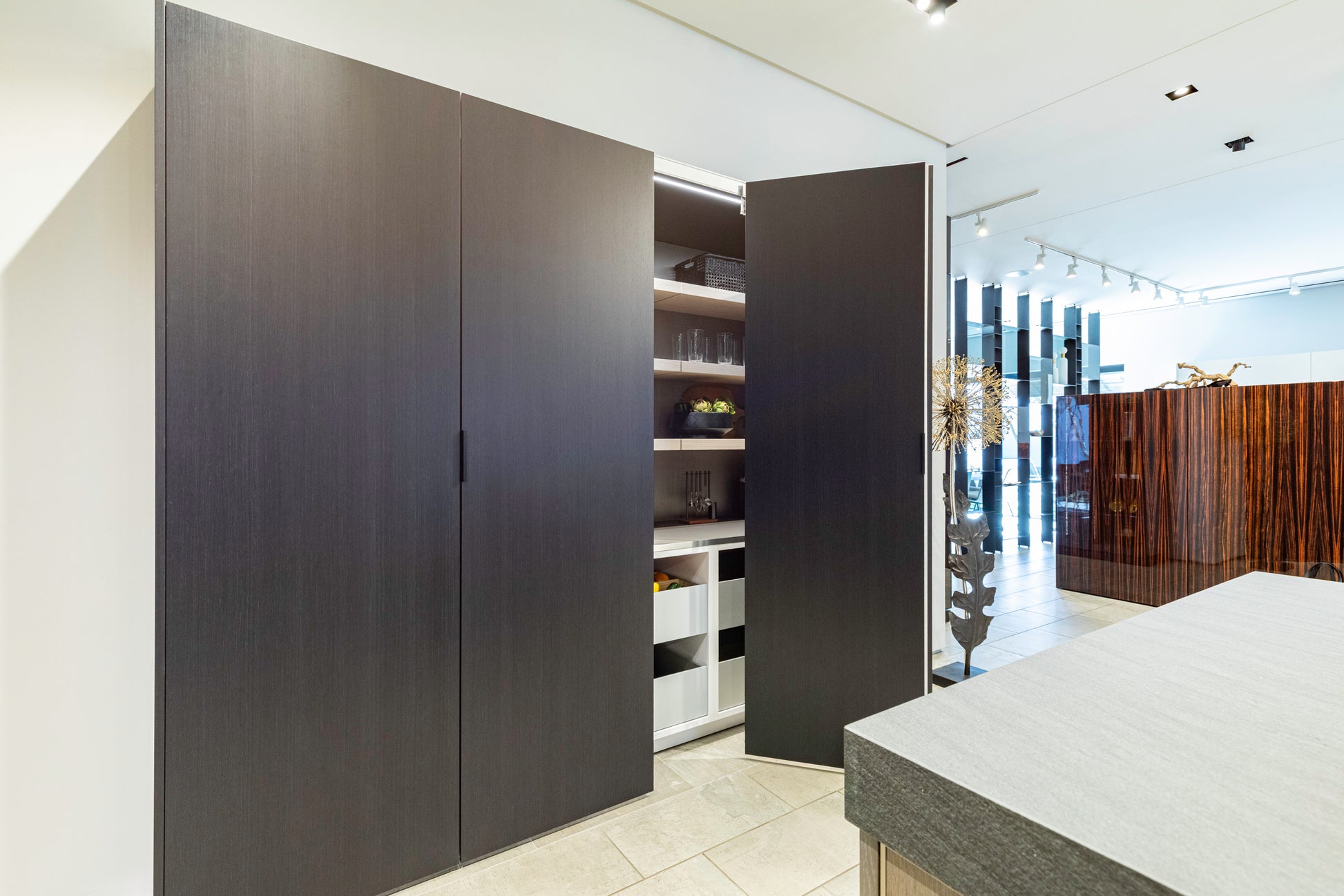 eggersmann E-Line Graphite Black Bi-Fold Pocket Door Pantry Wall 