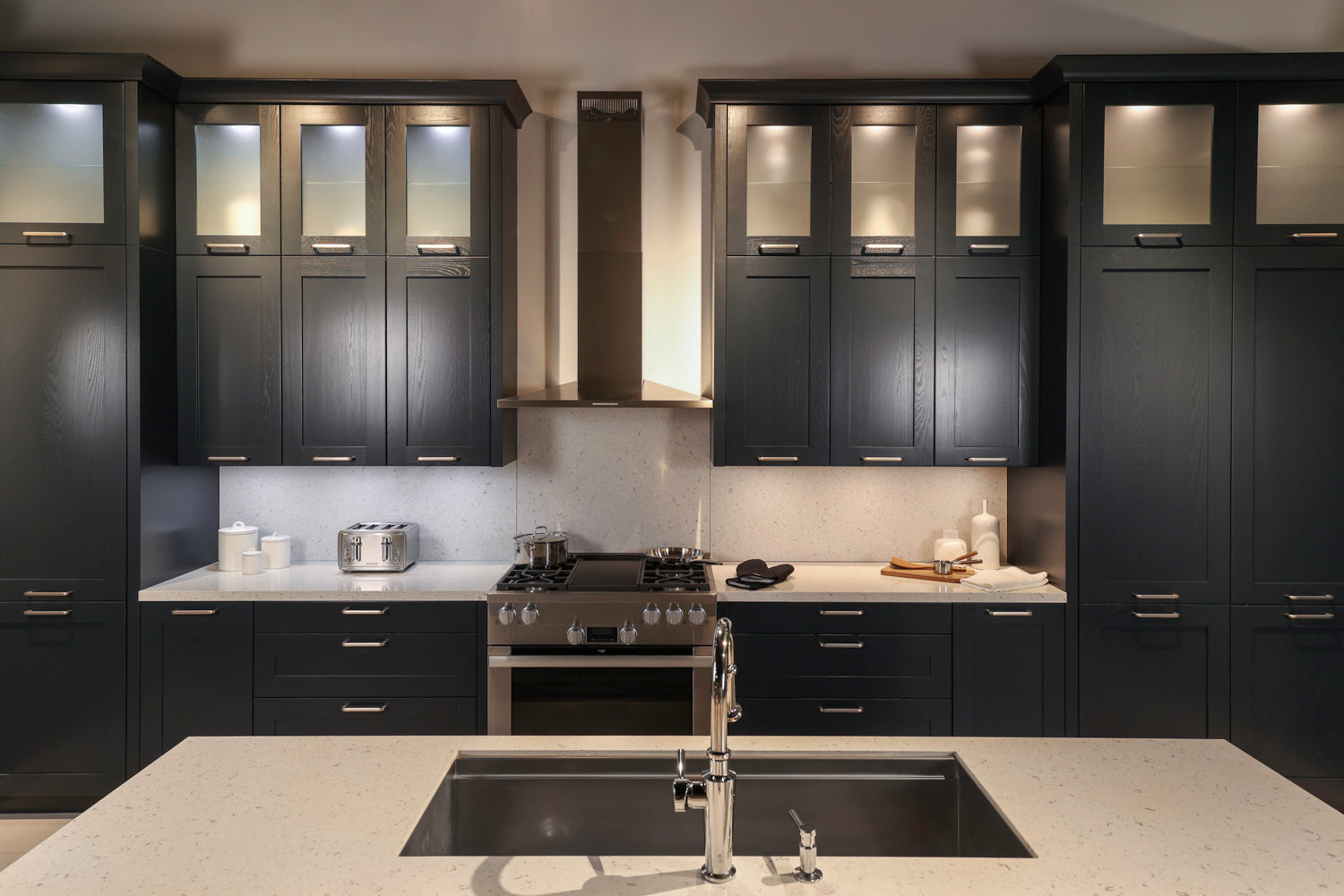 Häcker Velvet Blue & Light Grey Modern Kitchen with Island and Stone Countertops